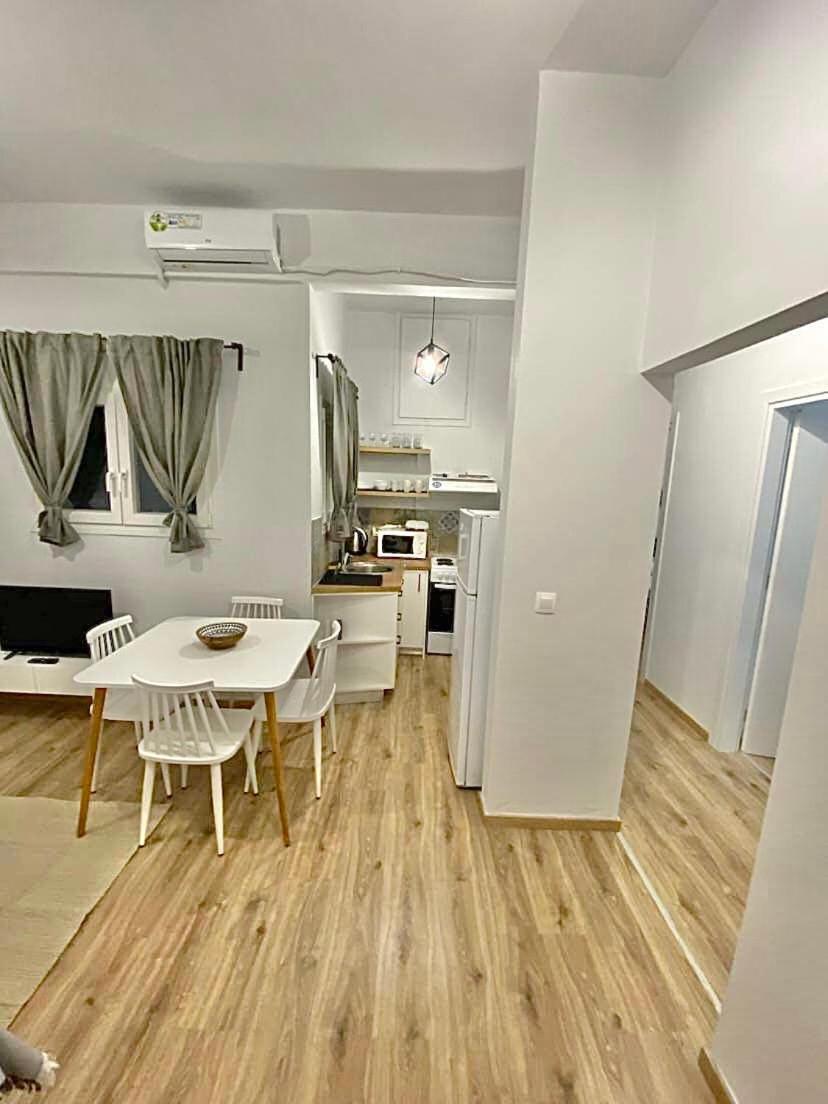 Comfortable Apartment In The City Center Athens Exterior photo